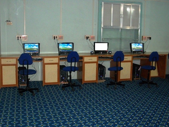 Computer Lab for small duration/part time computer courses. 